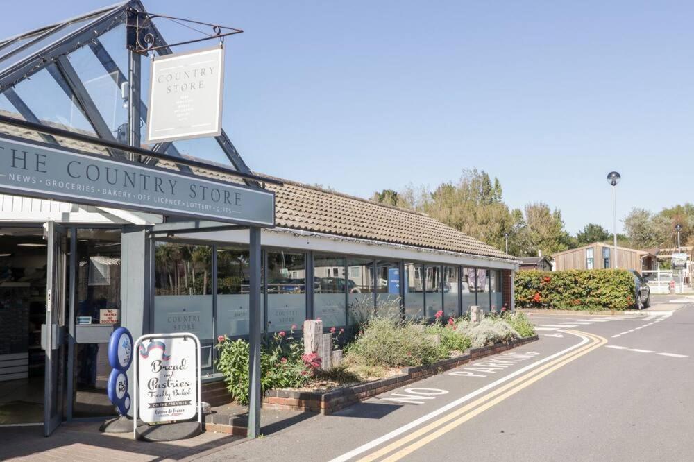 Dotty'S Retreat Villa Milford on Sea Dış mekan fotoğraf