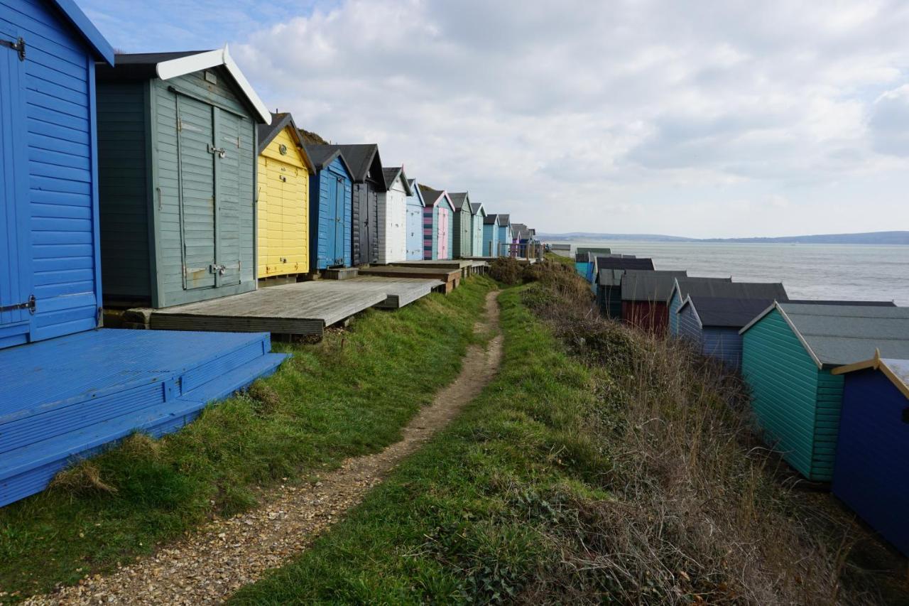 Dotty'S Retreat Villa Milford on Sea Dış mekan fotoğraf